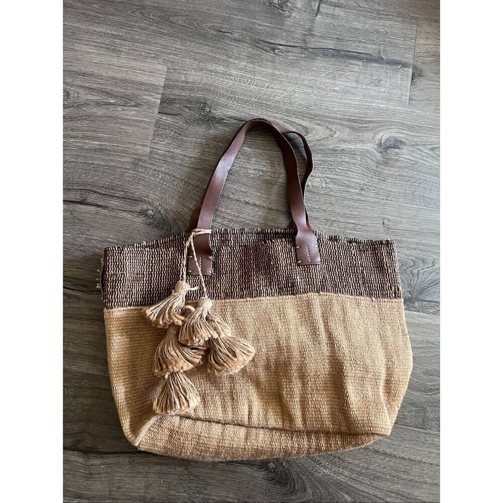 J JILL Mixed Stripes Jute Tote Bag Natural/Dark Leather Handles Tassle Accent